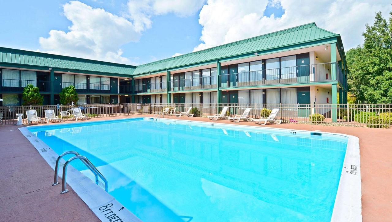 Magnuson Hotel Mountain View Covington Zewnętrze zdjęcie